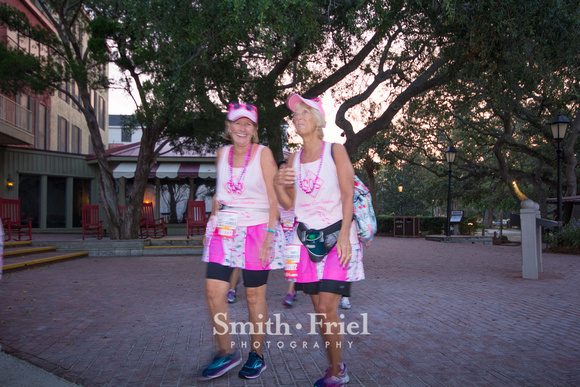 Pledge the Pink Day1 Harbortown-10