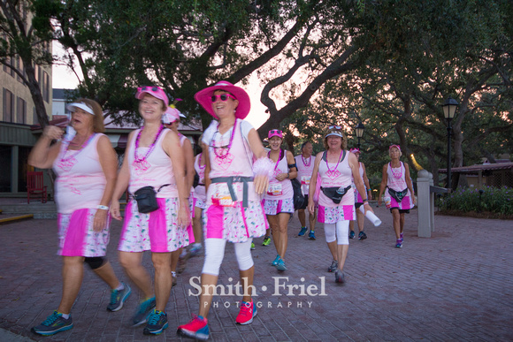 Pledge the Pink Day1 Harbortown-6